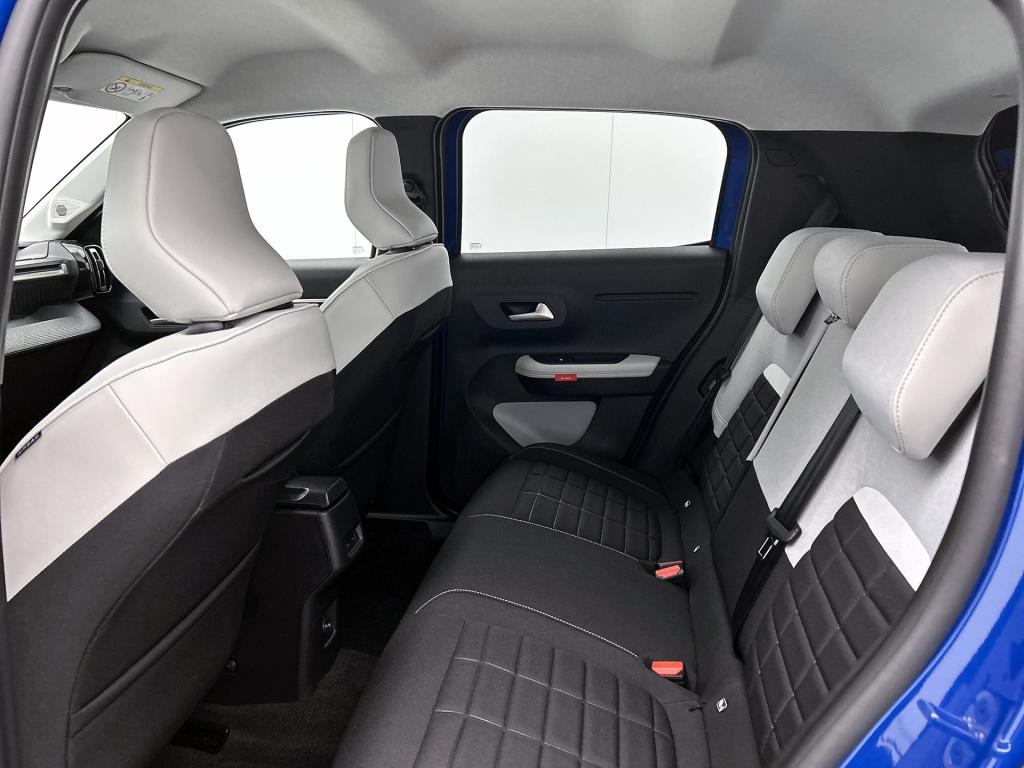 Citroen C3 hybrid 110pk automaat max | rijklaar | climate control | camera 