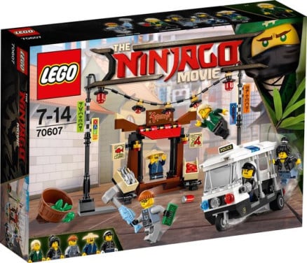 Lego Ninjago Achtervolging door de stad (nr 70607)