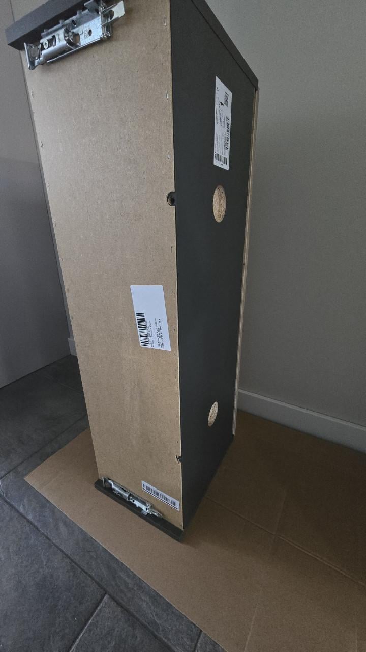 2 splinternieuwe klepkasten bruijnzeel