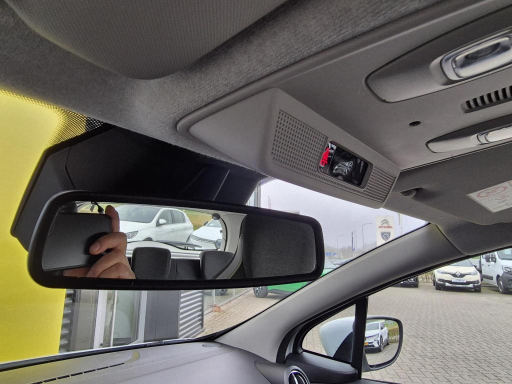 Renault Zoe r110 life 52 kwh koop accu, soh 93%, camera, all season banden,