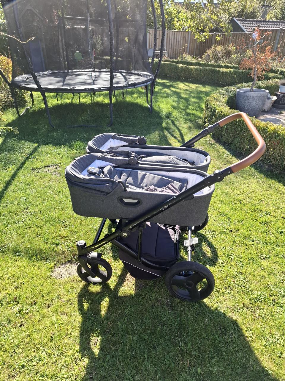 Duo kinderwagen - merk: JEDO, zeer netjes!