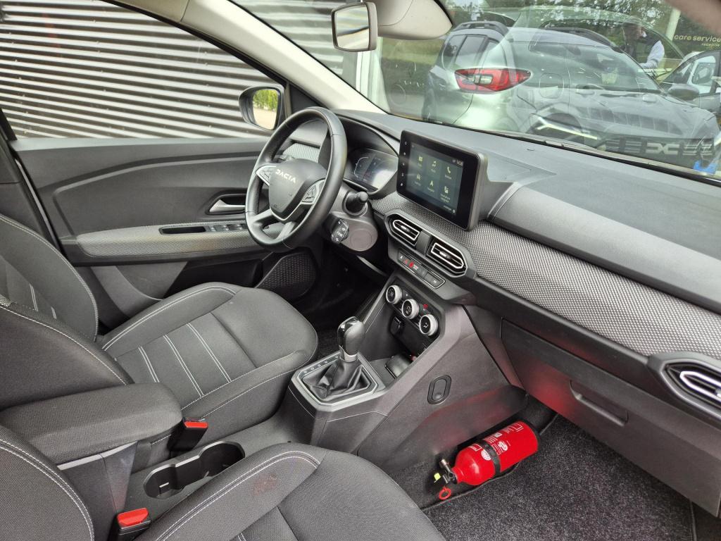 Dacia Jogger 1.6 hybrid 140 expression 7p. camera, navi, apple/android auto