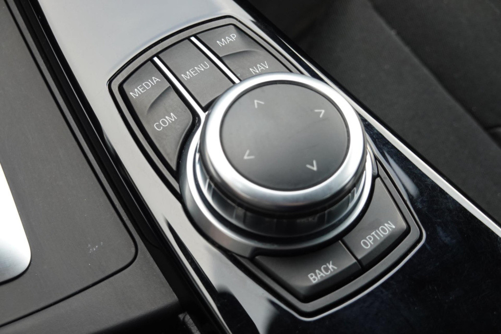 BMW 3-serie 320i executive