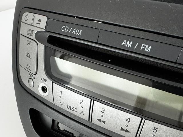 PANASONIC radio CD: PEUGEOT 107 (TOYOTA AYGO CITROËN C1)