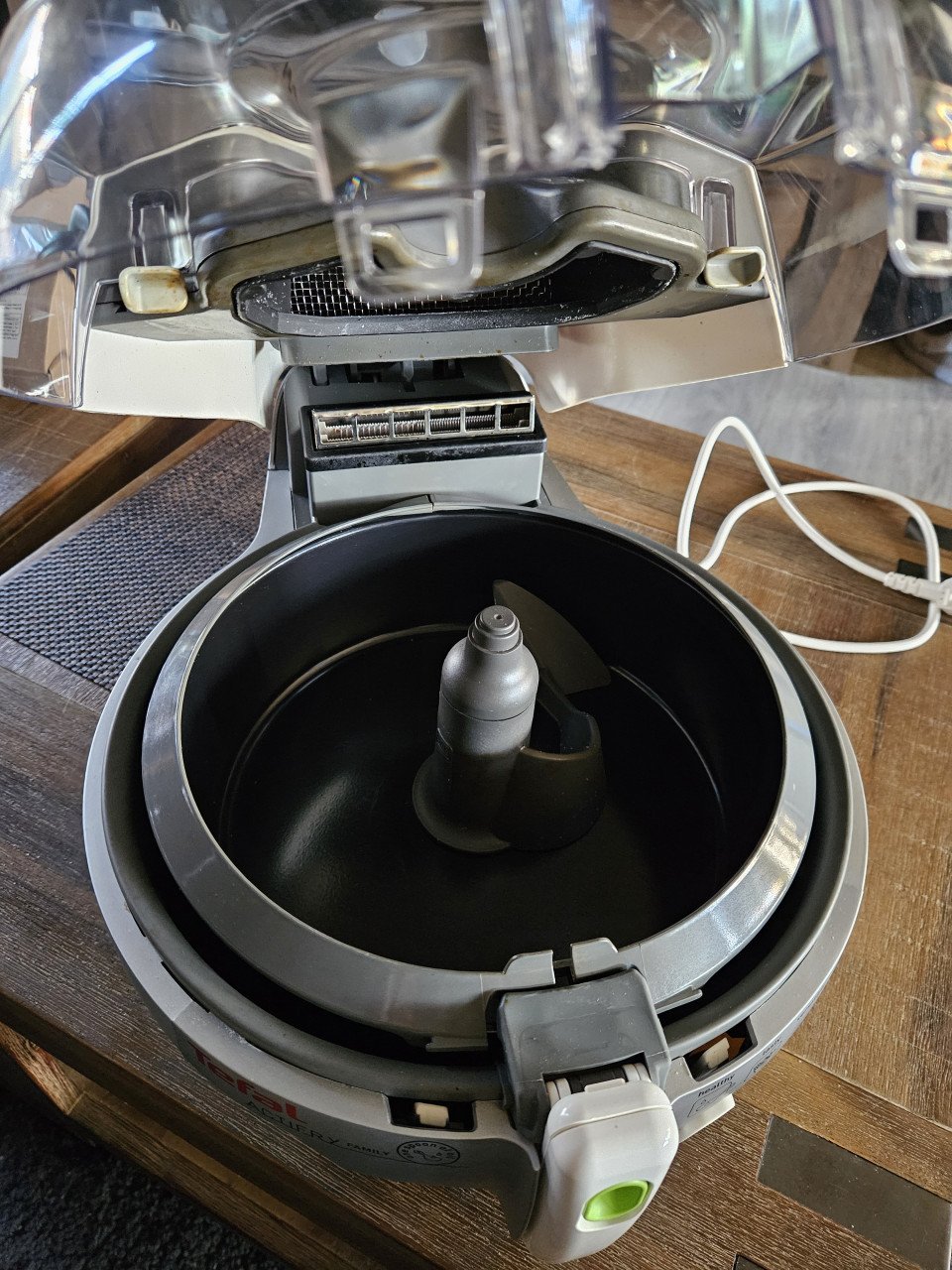 Nieuwe heel grote Tefal ActiFry family XXL inhoud 1,5 kg....