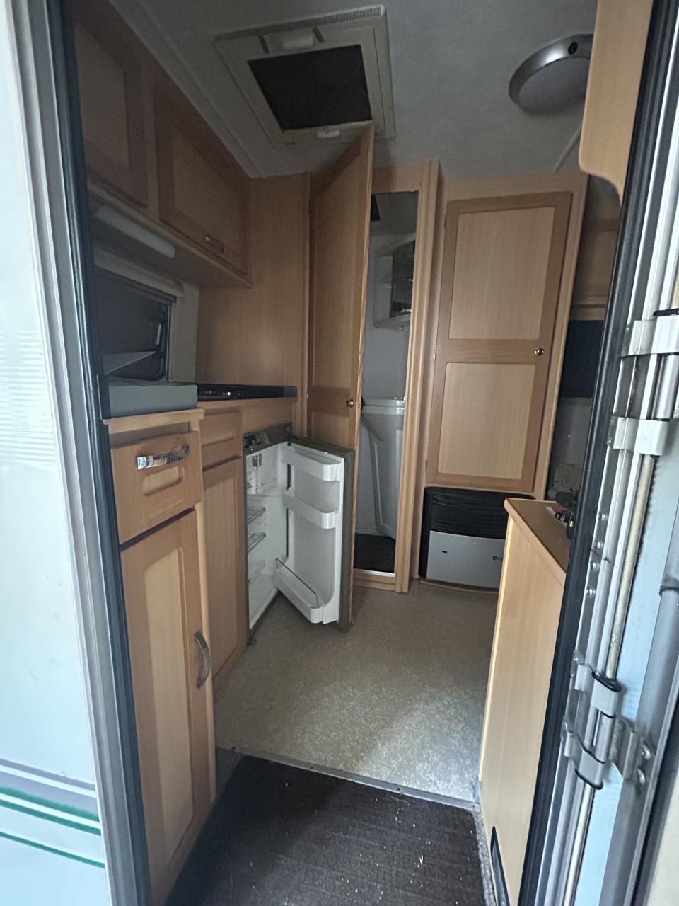 Caravan Elddis Shadowline 380