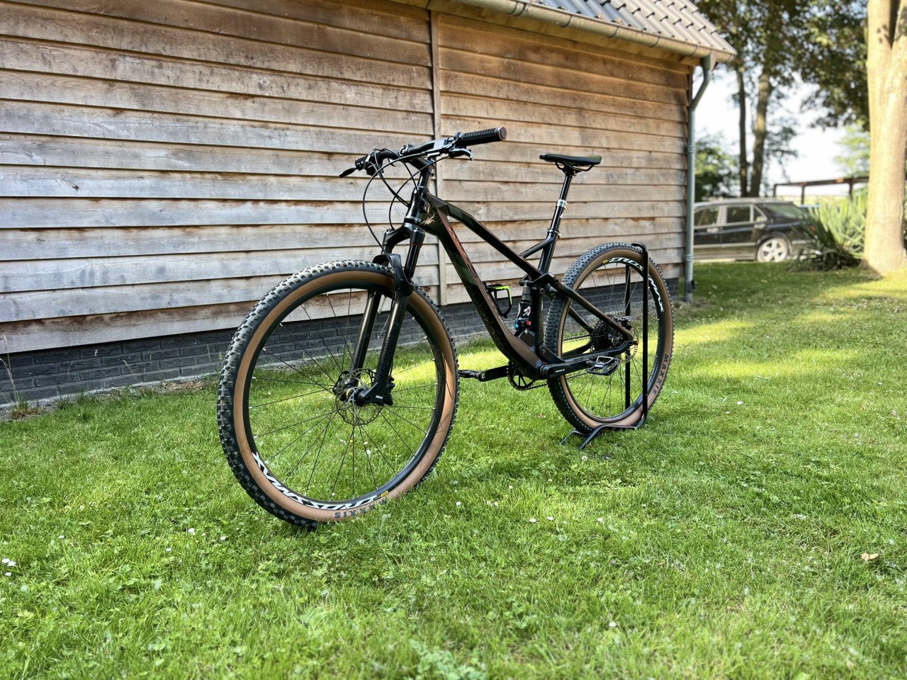 Megamo track fullsuspension mountainbike maat L