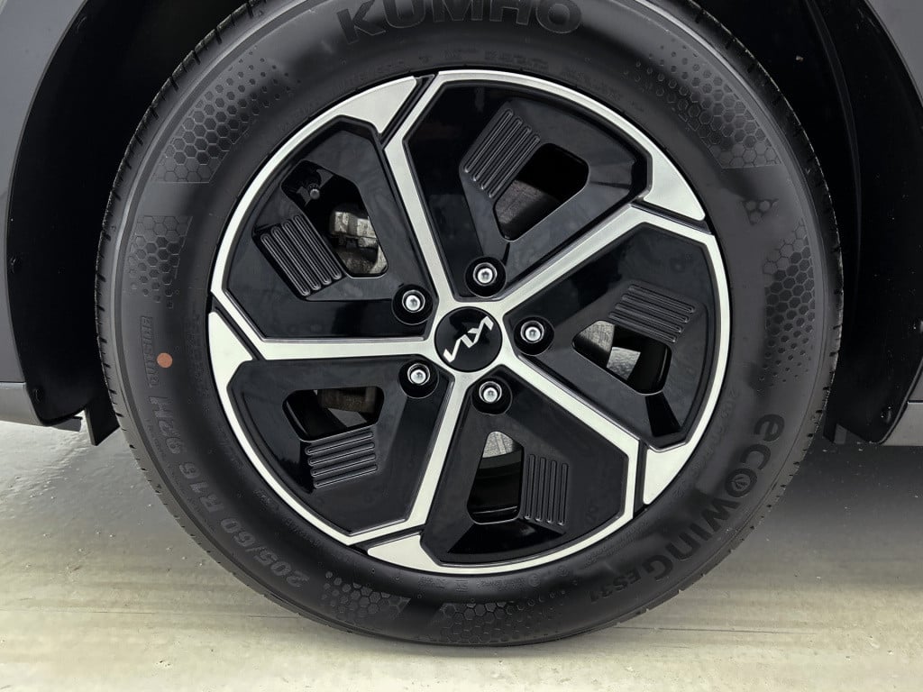 Kia Niro dynamicplusline limited | elektrische stoelen | phev | stoel/stuur