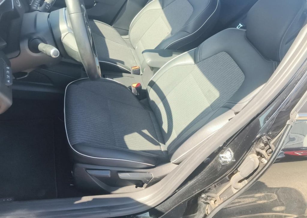 Renault Clio 1.0 tce 90 intens x-tronic - automaat