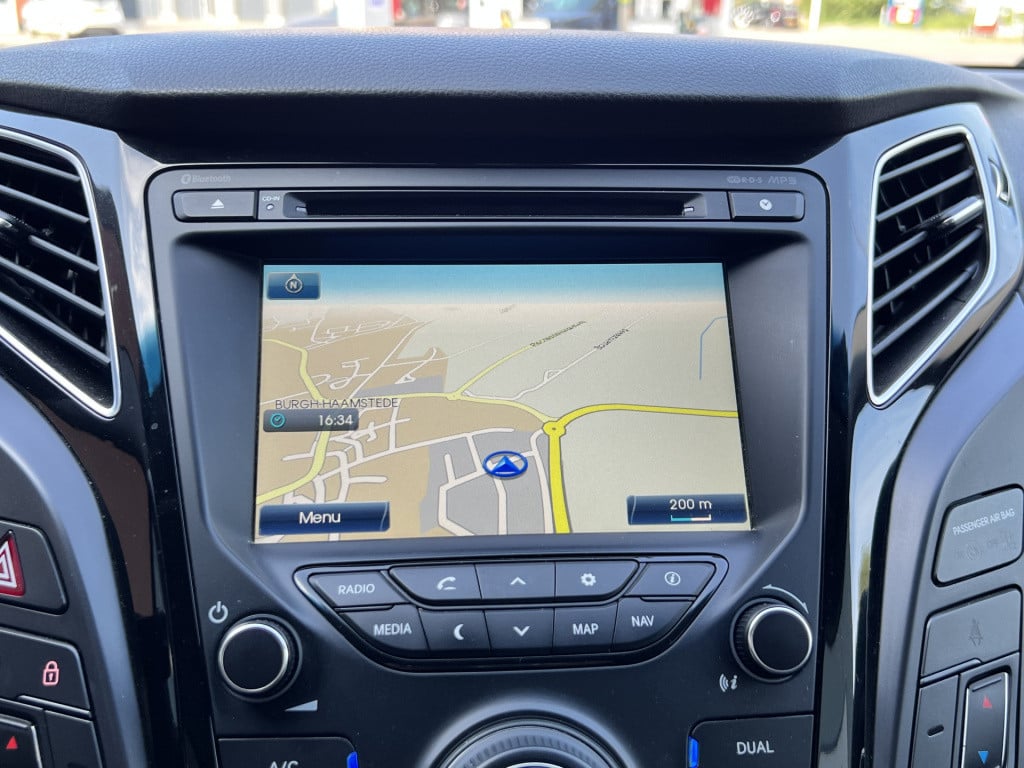 Hyundai I40 wagon 1.6 gdi blue business edition