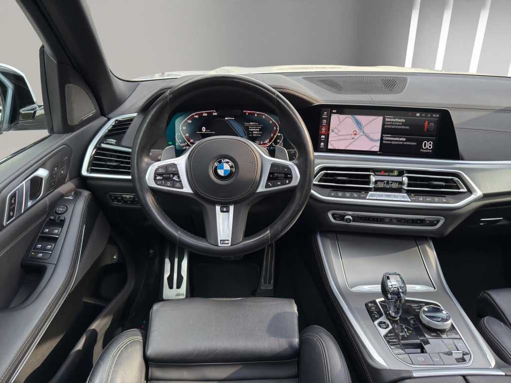 BMW X5 xdrive45e m sport | m sport stoelen sky lounge laser