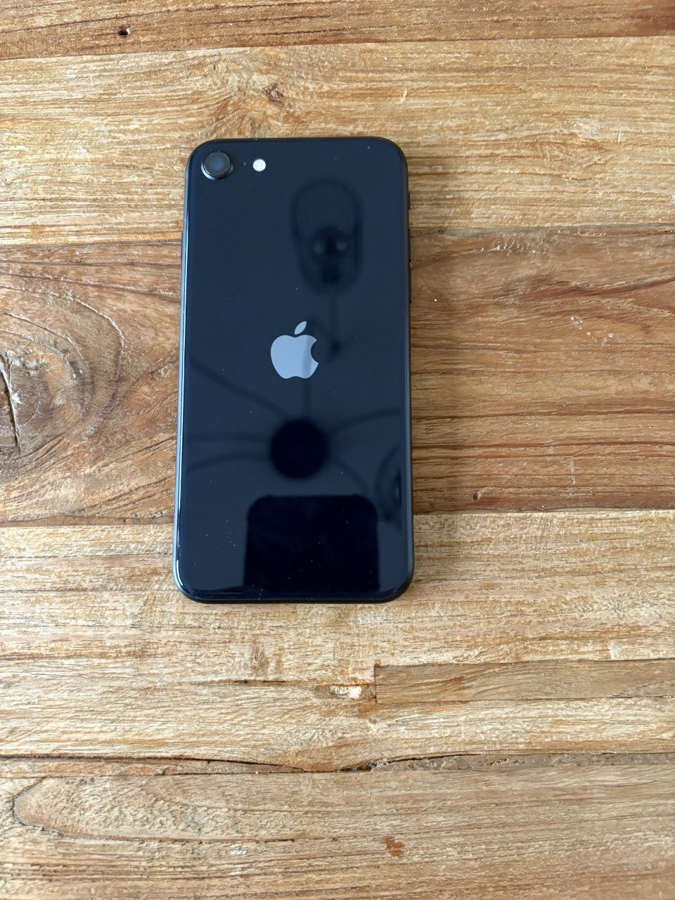 IPhone SE 2022(3e) 64 gb