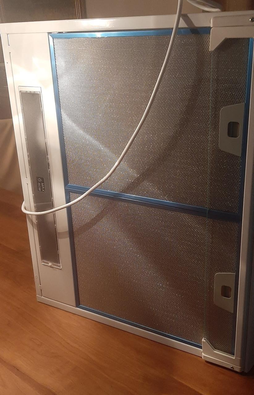 Afzuigkap Model AO660 Wit met koolstoffilter, NIEUW!