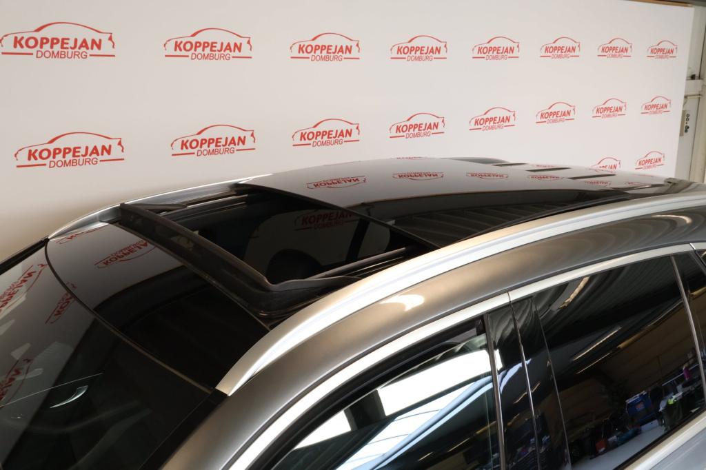 Mercedes-Benz Glc 200 4matic premium plus, panodak, trekhaak, carplay, deal