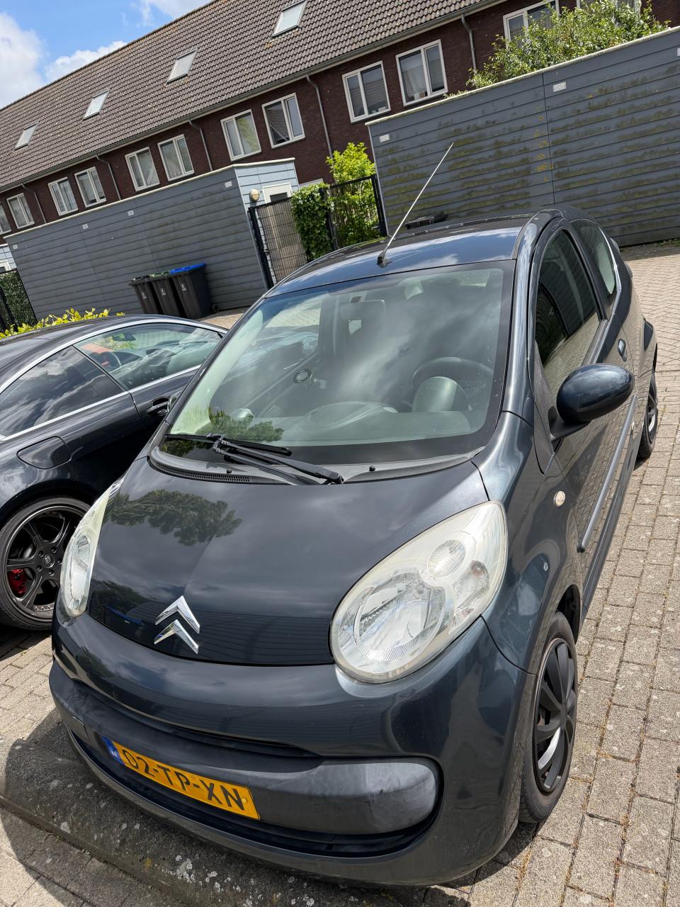 Citroën C1 – Donkergrijs – Nieuwe APK tot 10/2027