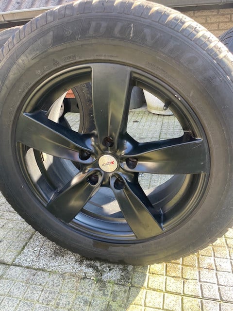 Zwarte licht metalen velgen+ winterbanden 255/55 R18 109V.,4 stuks