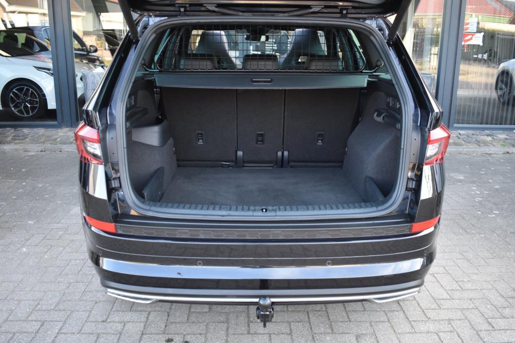 Skoda Kodiaq 1.5 tsi sportline | trekhaak | adapt. cruise | nap | canton | 