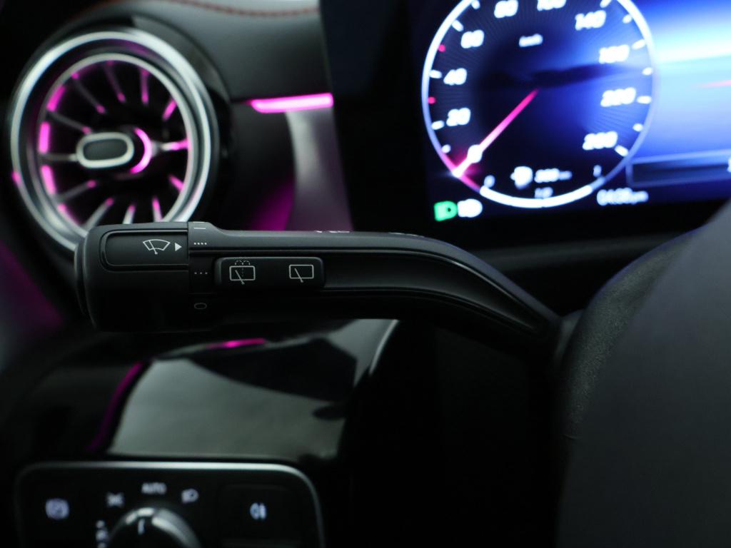 Mercedes-Benz Cla shooting brake shooting brake 180 amg | keyless go | sfee