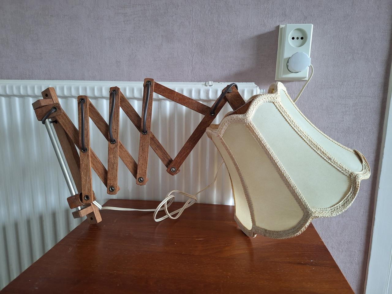 Originele schaarlamp/ retro wandlamp.