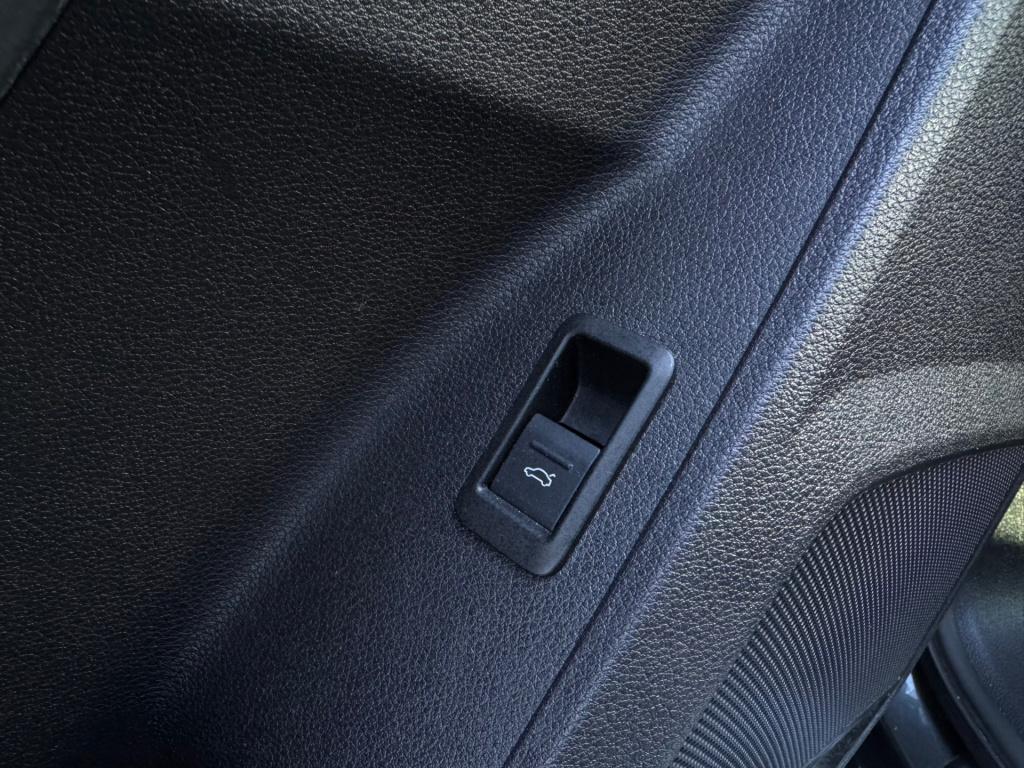 Audi Q3 sportback 35 tfsi s-line * matrix led * trekhaak * camera