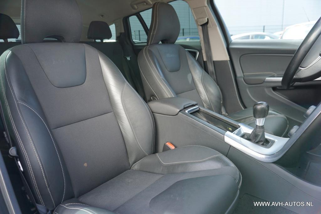 Volvo V60 1.6 t4 r-design