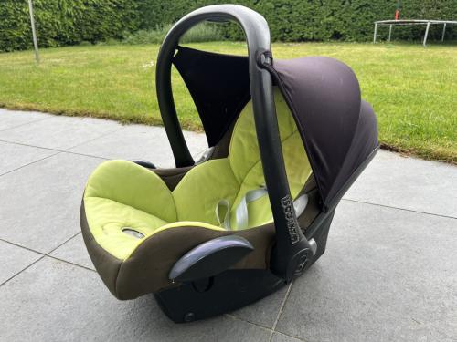 Maxi Cosi met zonnescherm