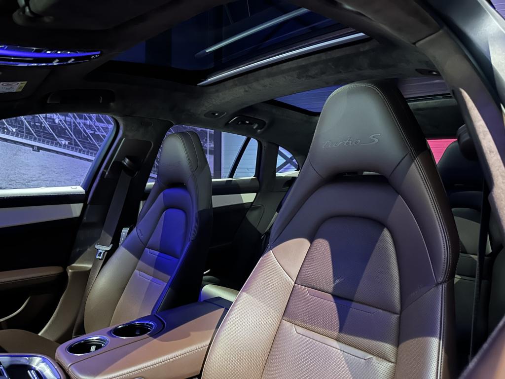 Porsche Panamera sport turismo 4.0 turbo s e-hybrid *pano*burmester*1e eige