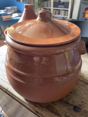 Terracotta crockpot