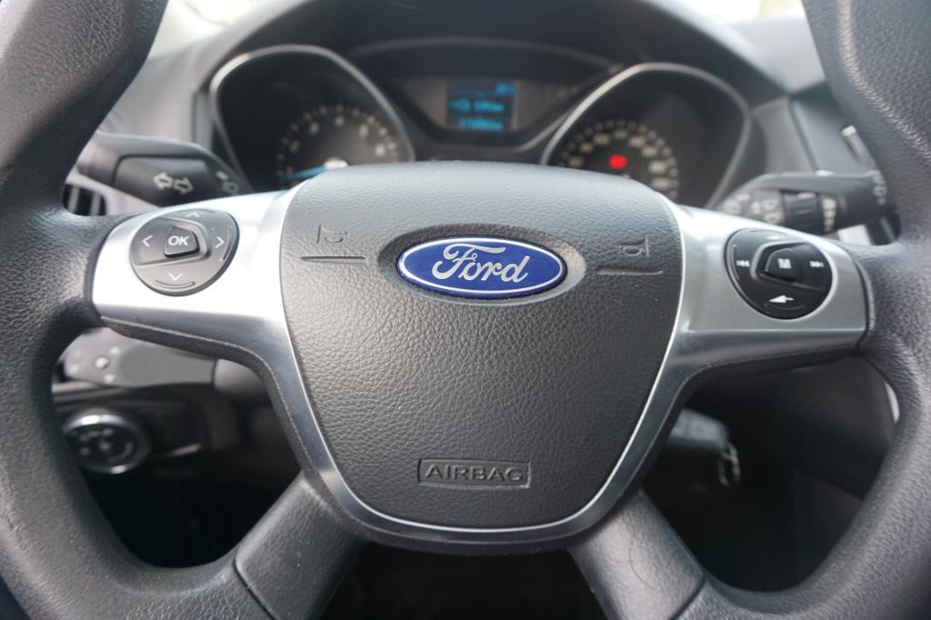 Ford Focus wagon 1.0 ecoboost edition airco / navi / cruise / carplay / ele