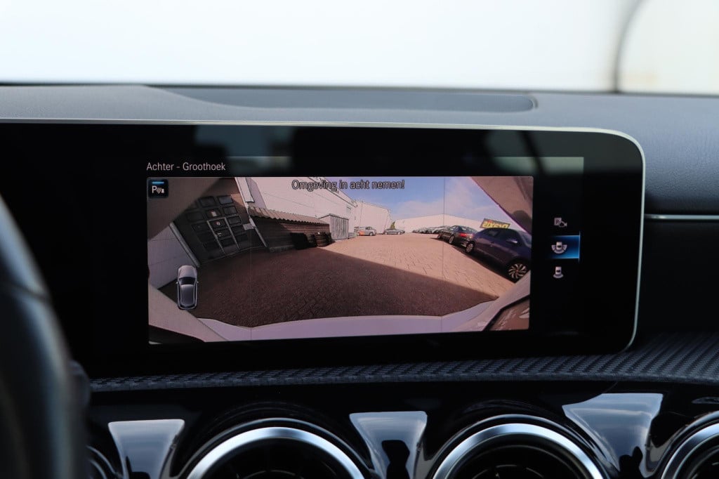 Mercedes-Benz A-Klasse 200 business solution plus upgrade