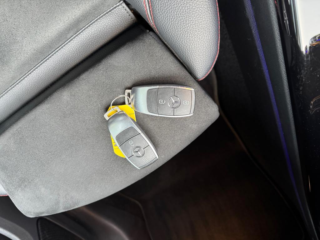 Mercedes-Benz A-Klasse 250 e business solution amg night limited automaat ,