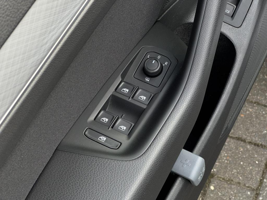 Volkswagen Passat 1.5 tsi business