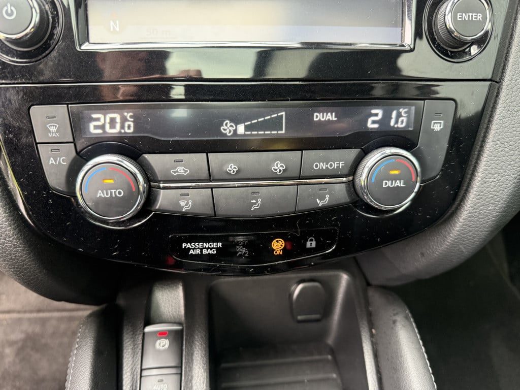 Nissan Qashqai 1.2 tekna pakket 5-drs