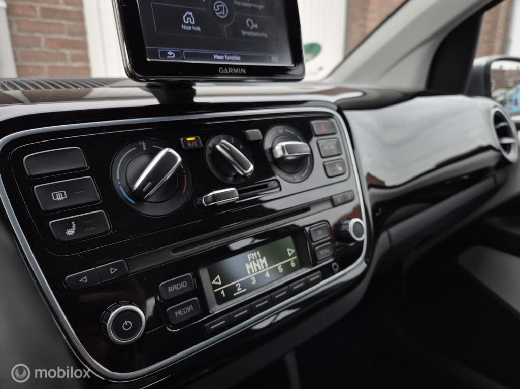 Volkswagen UP! 1.0 cheer up! bluemotion / 5- deurs / nieuwe koppeling / sto