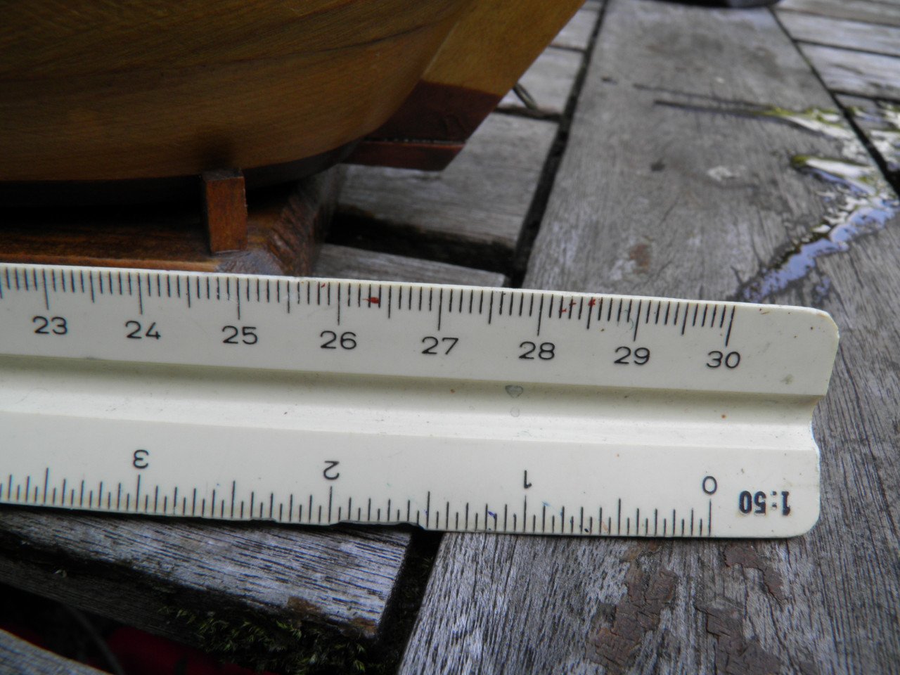 Bootje ongeveer 30 bij 30 cm hout