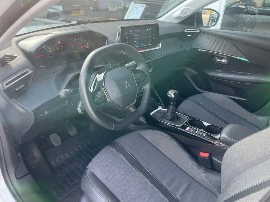 Peugeot 208 1.2 puretech allure