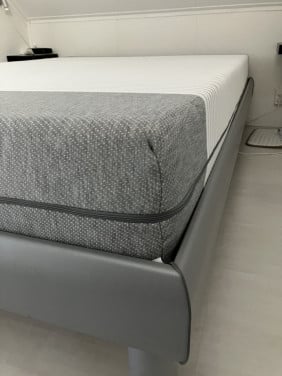Matras vrijwel nieuw 140 x 210