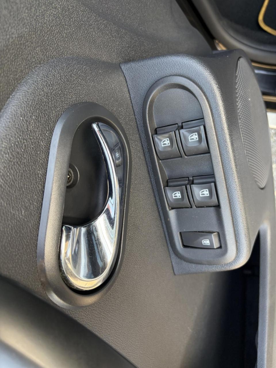 Dacia Duster 1.2 tce 4x2 prestige nette staat|inclusief afleveringskosten!
