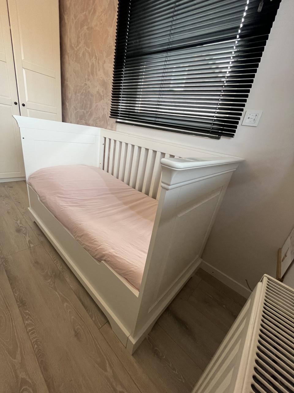 Kidsmill Chateua ledikant/doorgroei bed 70x140