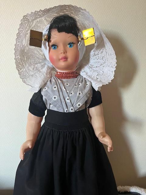 Pop Zeeuwse Klederdracht