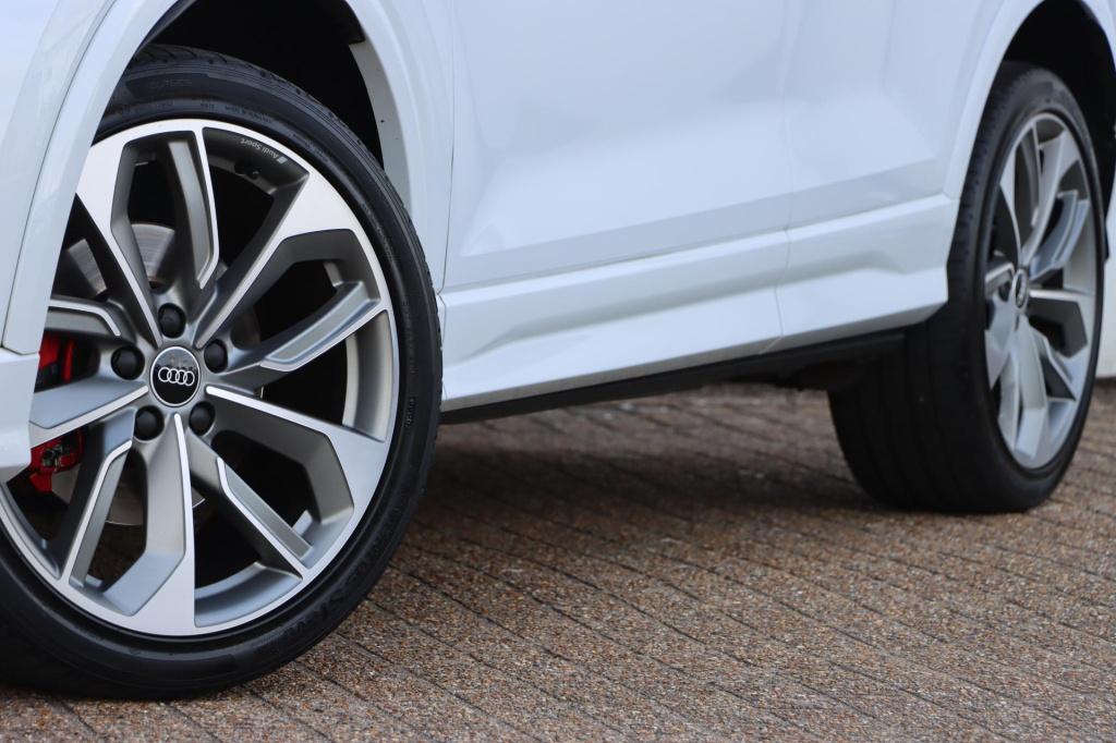 Audi Q2 35 tfsi s edition 150pk s tronic | full options