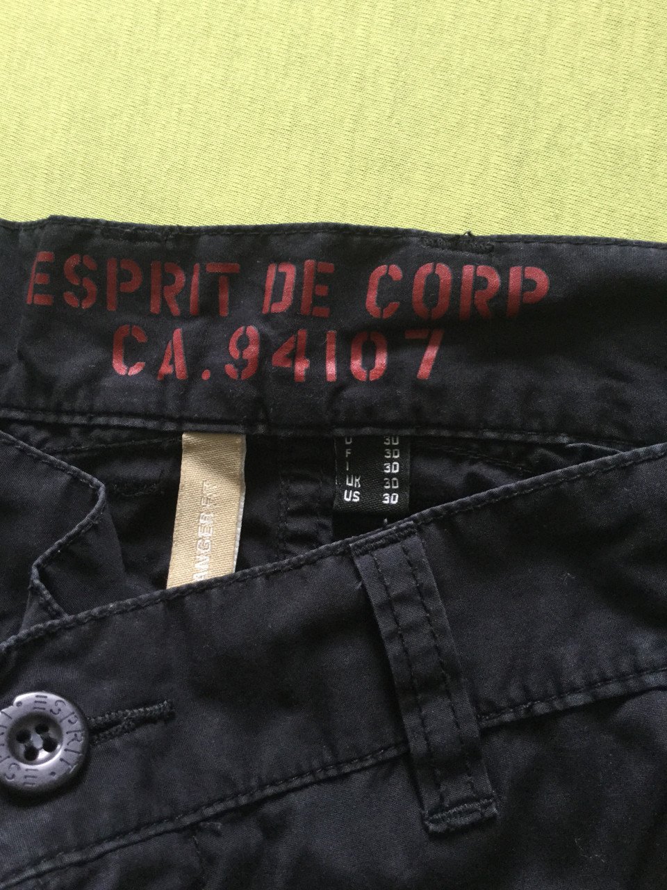 ESPRIT capri Rangerfit maat 30 (S) zwart (niet vaal)