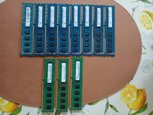 Ram bankjes: 11 x 4 GB - DDR3/PC3 12800u 2Rx8 voor desktop.