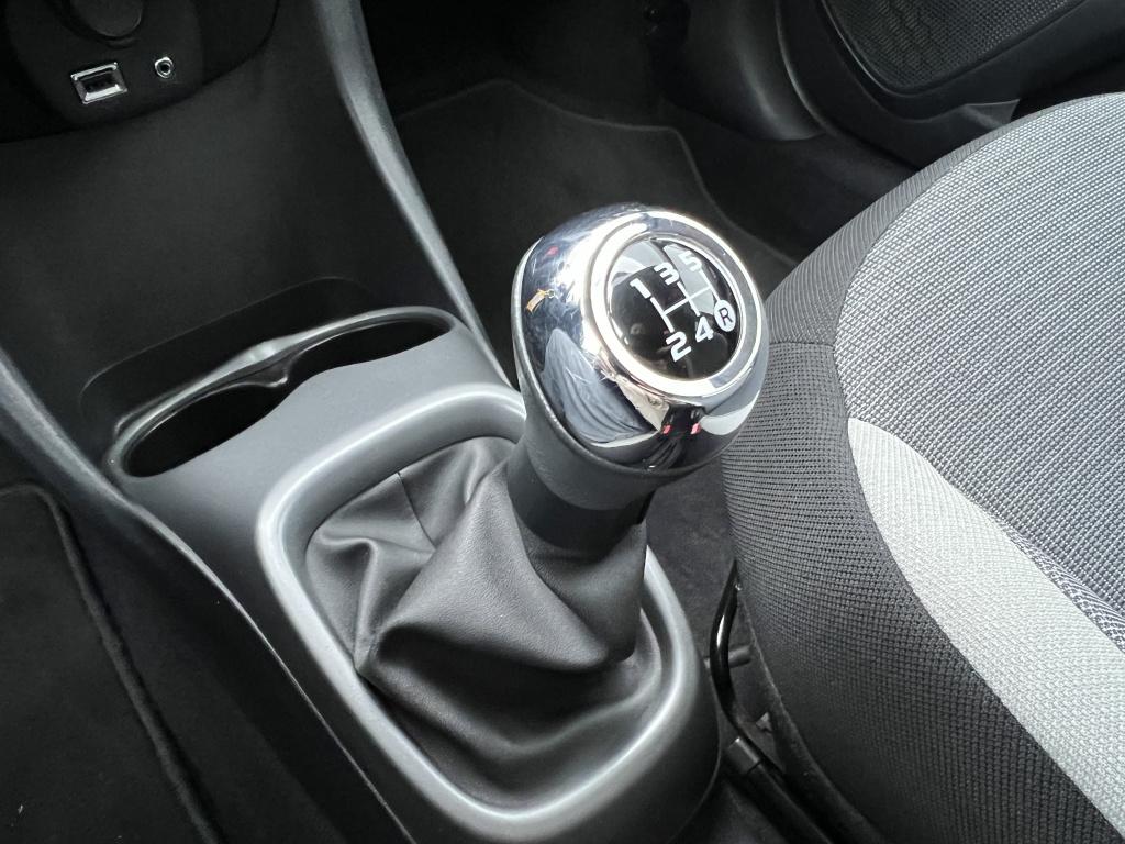 Toyota Aygo 1.0 vvt-i x-joy cabrio | nl auto | dealeronderhouden