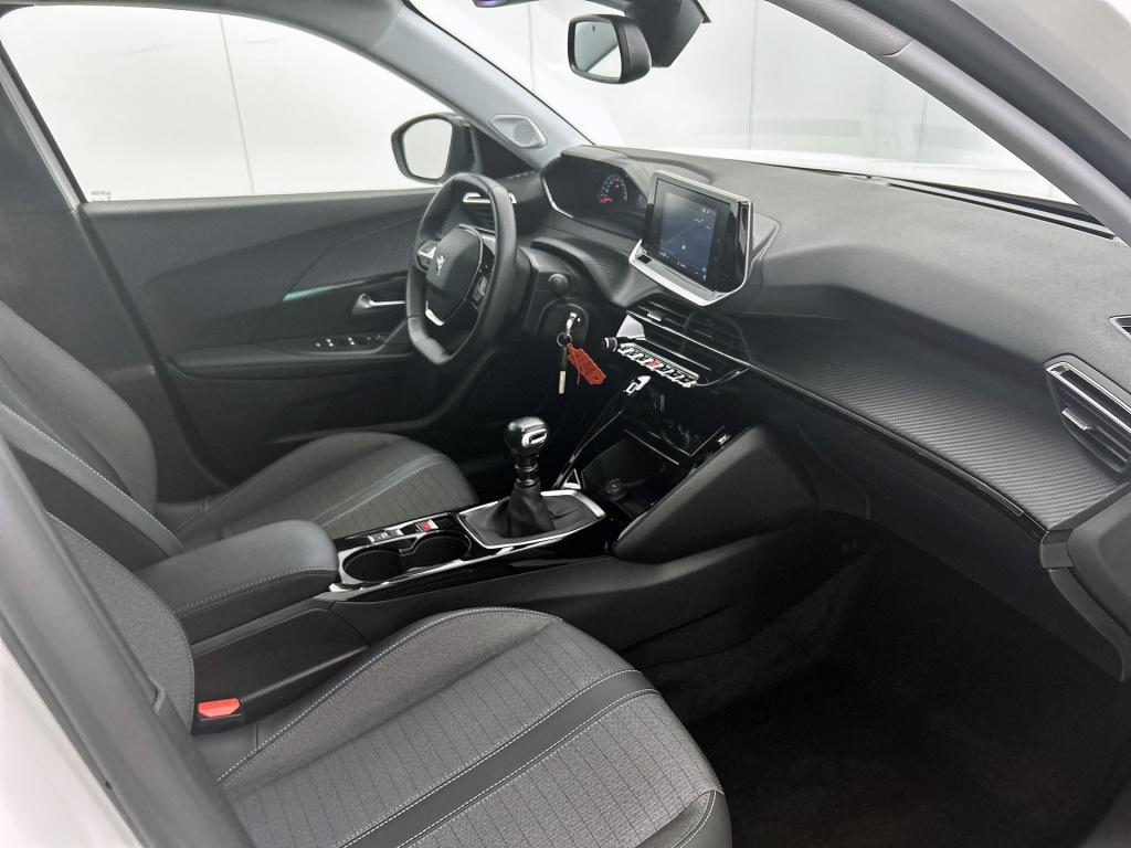 Peugeot 2008 100 pk allure | rijklaar | parkeerhulp | apple carplay | 17" l
