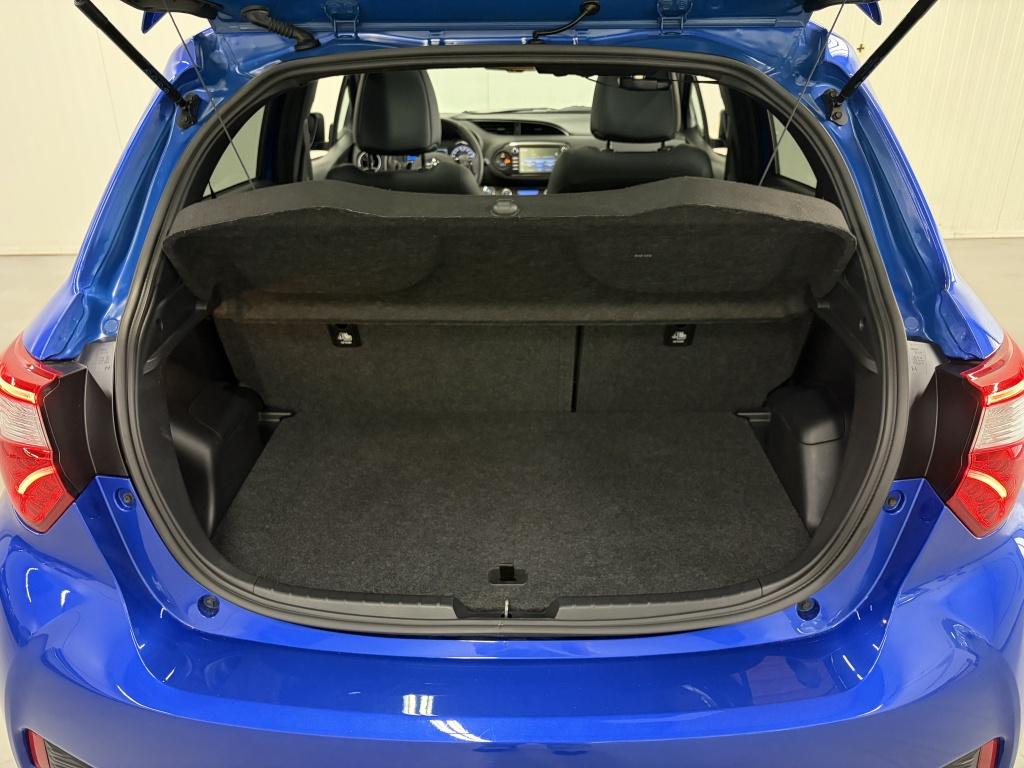 Toyota Yaris 1.5 hybrid executive