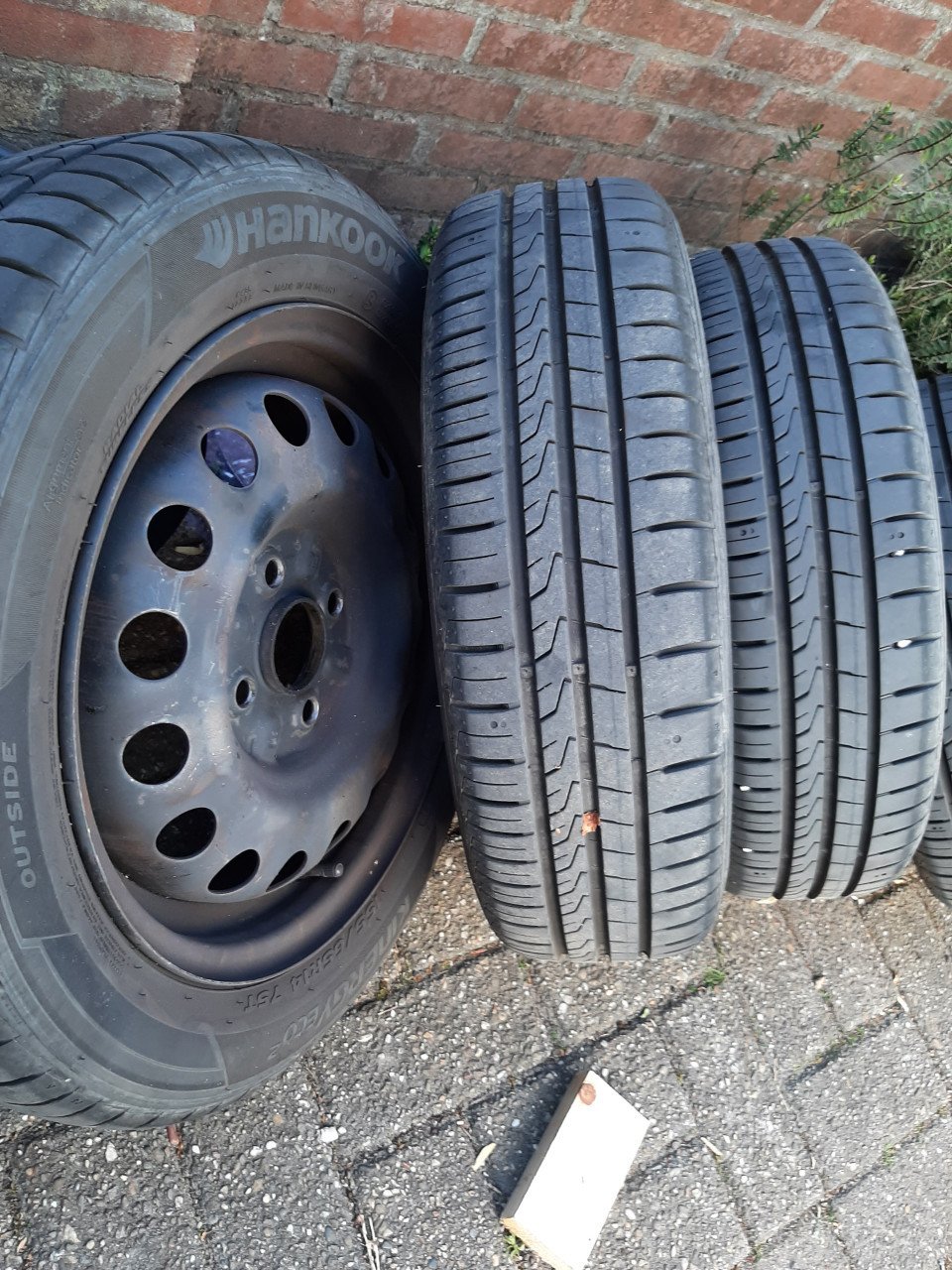 C1  autobanden weinig km met velg
