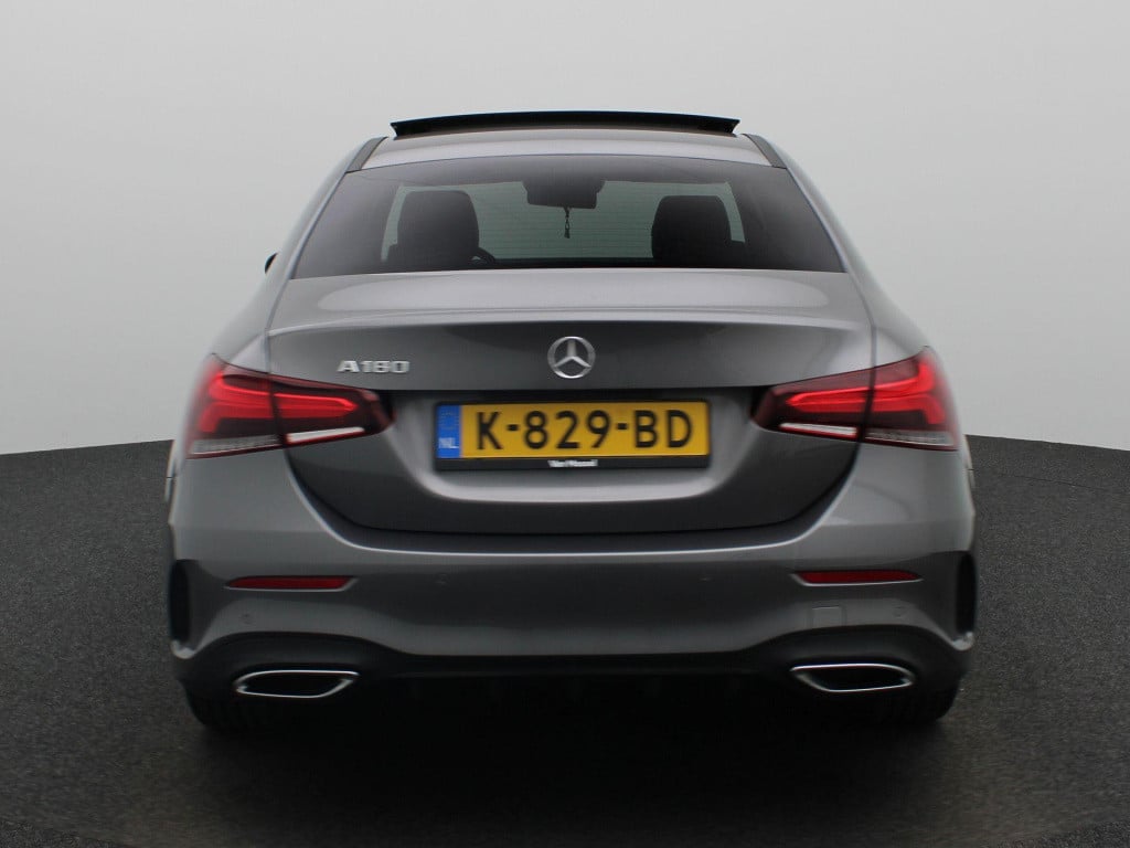 Mercedes-Benz A-Klasse 180 business solution amg | automaat | lmv | panoram