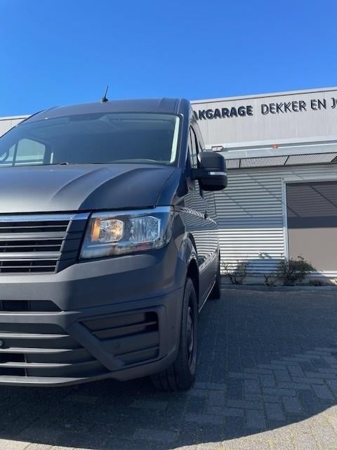 Volkswagen Crafter 2.0 tdi 141pk l3h3 euro6 airco | 3000kg trekh