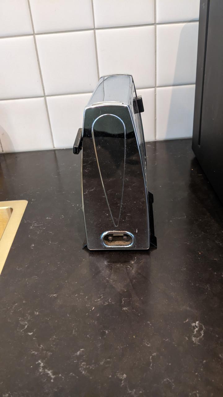 Oude RVS brood toast maker